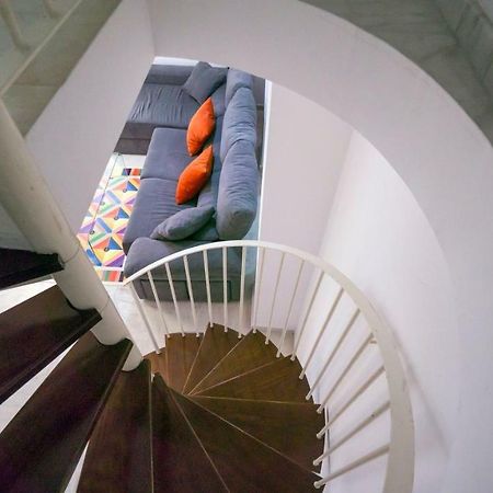 Rentalsevilla Espacioso Duplex En La Puerta Real Экстерьер фото