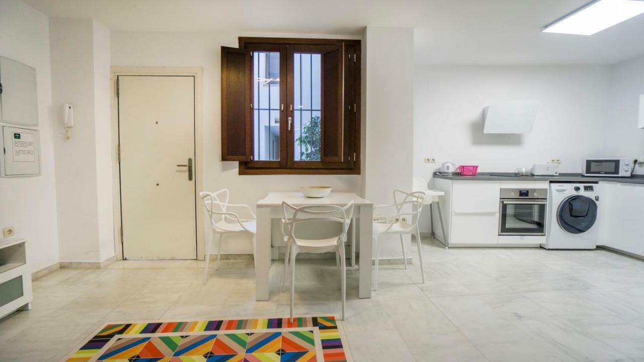 Rentalsevilla Espacioso Duplex En La Puerta Real Экстерьер фото