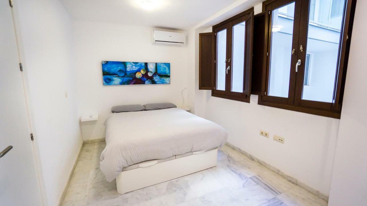 Rentalsevilla Espacioso Duplex En La Puerta Real Экстерьер фото