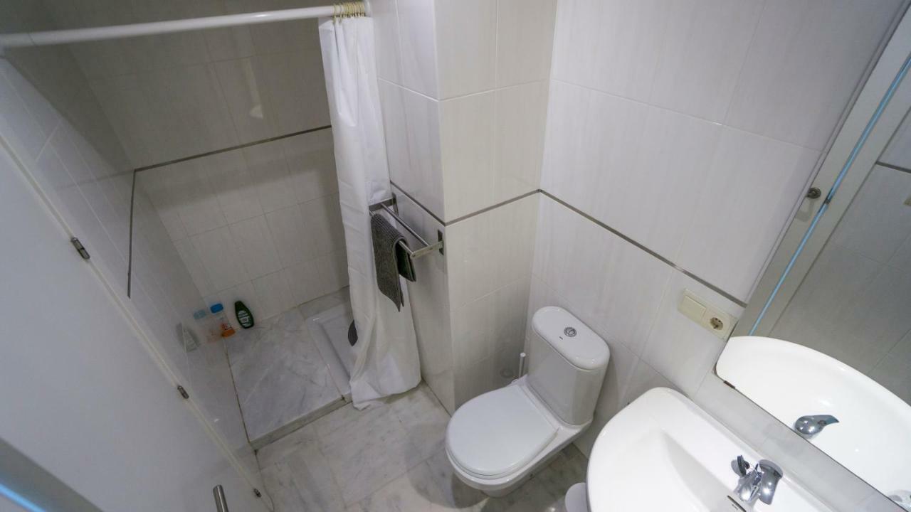 Rentalsevilla Espacioso Duplex En La Puerta Real Экстерьер фото